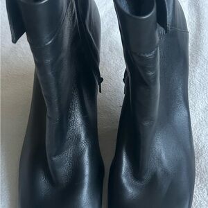 Naturalizer Black Leather Heeled Boots